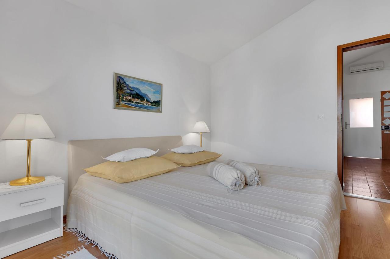 Apartments Paunovic Makarska Exterior photo