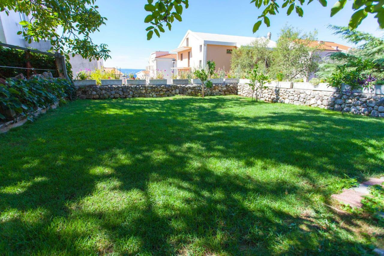 Apartments Paunovic Makarska Exterior photo